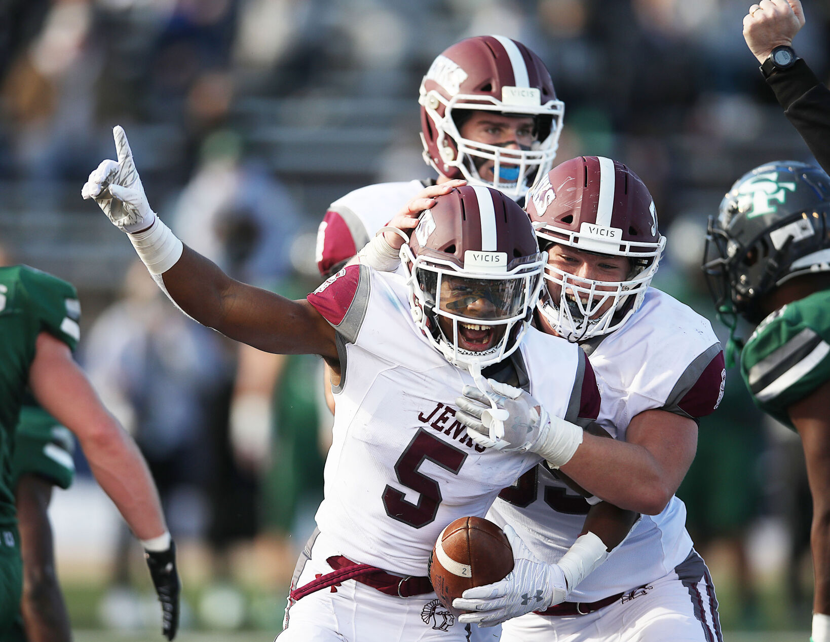 Jenks vs. Edmond Santa Fe